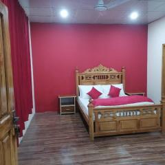 Neelum Lodges & Khan Shinwari Restaurant