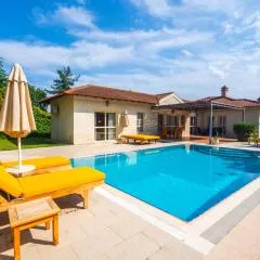 Villa Cedrus