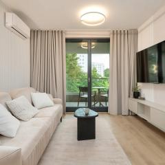 Luxury Apartment with Parking and Air Conditioning in Sopot by Renters Prestige