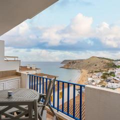 Retreat with sea view #1972