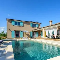 Villa Desire for 10 people in Central Istria with private 53 m2 pool and pet friendly