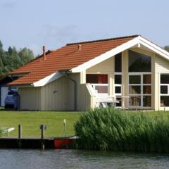 4 Personen Angler-Ferienhaus mit privatem Bootsteg, direkter Seelage, Kanu und Sauna in Otterndorf