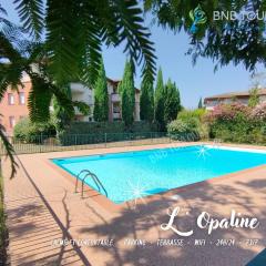 Studio calme dans une belle résidence avec piscine • Parking • WiFi
