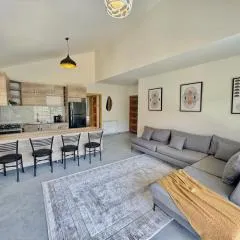 Aria Faqra 3BR w Balcony