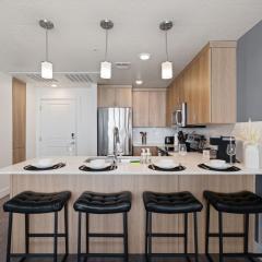 Spacious 2-Bed Apartment, Walk to SLC Attractions