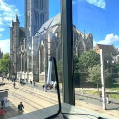 Apartment in the Heart of Ghent with Fantastic Views