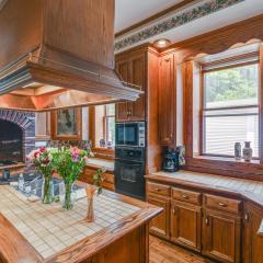 Walk to Lawrenceburg Square Home for Large Groups