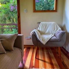 Villa Mantiqueira - Studio II - Com lareira e área verde