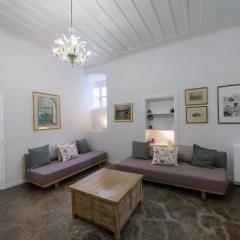 LIVIN Hydra Garden Suite
