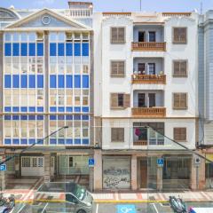 Apartment in Las Palmas near Playa de Las Canteras