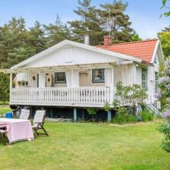House with Guest Loft and Garden