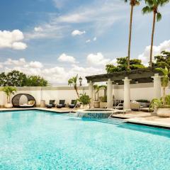 Renaissance Tampa International Plaza Hotel