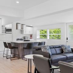Across the Ocean only few steps from beach 4 Bedrooms independent single family home