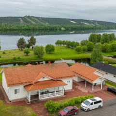 Arctic Peony City Villa