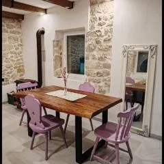 Stone villa on the island of Rava