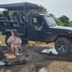 Traget safari home stay