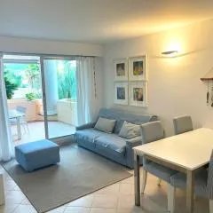 Lovely flat with terrace, swimming pool and garage