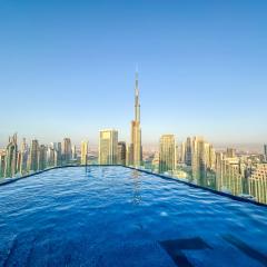 2BR - Rooftop Infinity Pool with Burj Khalifa views in Downtown Dubai