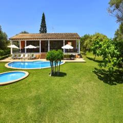 Villa in Son Servera with Private Pool & Beaches