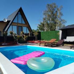 A Frame Vila sa Saunom Jakuzi kadom i toplim bazenom