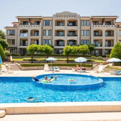 Apartment in Paradise View complex