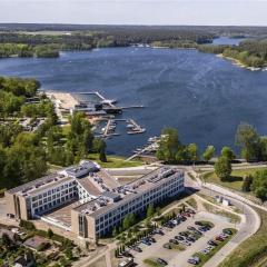 Aparthotel NAD ZATOKĄ Jezioro Ukiel