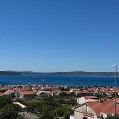 Dragon Paradise - Sea View, Garden & Marina Split Riviera