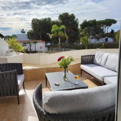 Fabulous Duplex with Sea and Pool Views 2 min walk from beach 3 bedrooms