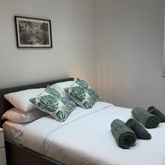 Ultra-Central Loft Penthouse Sky Sports & Movies