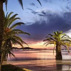 Relaxing experience in apt club nautico isleta