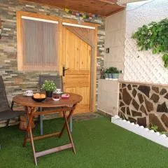 La casa del Buda Cerca de la playa con piscina
