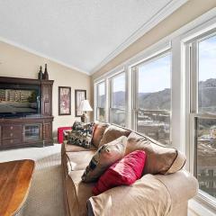 Gatlinburg Chateau Penthouse