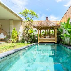 A Walk to Canggu Beach - Mozon Garden Villa