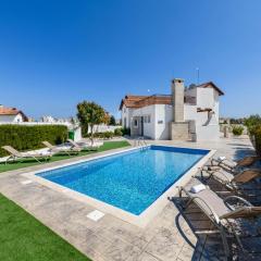 Kymma Seaview #24