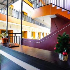 OYO 1720 A2b Residence