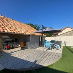 Maison familiale avec terrasse et proche plage à Saint-Brevin-les-Pins - FR-1-364-98