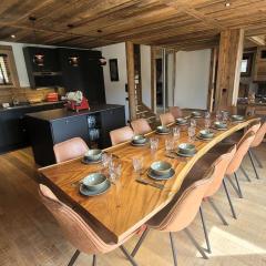 Chalet cozy à 4* avec cheminée, WiFi, et balcon proche des pistes aux Gets - FR-1-598-89