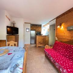 Charmant appartement au pied des pistes avec piscine et parking - FR-1-505-13