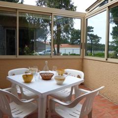 Appartement 2 pièces, 4 pers, proche plage et commerces, parking, animaux admis - FR-1-776-115