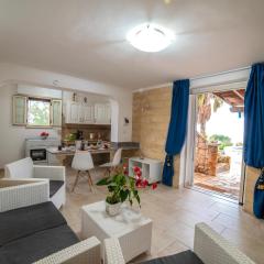 Villa Felloniche on Seashore