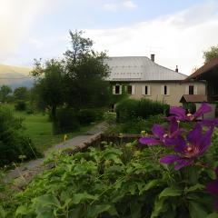 Gite Sources D'Arvey