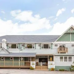 The Perch Hotel