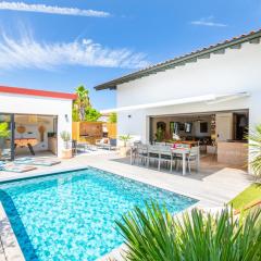 Villa Ilona - Villa piscine à quelques pas des plages