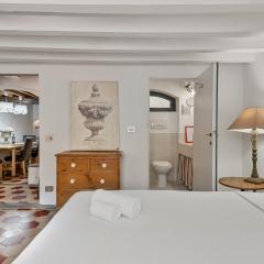 GOLDEN LUXE - Bloomhouse Appartamento di charme centro storico