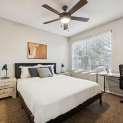 The Davis 412 I Spacious 1 Bed 1 Bath