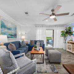 Sea Therapy Private Patio Half Block to Sea