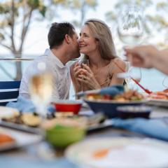 Luxury Couple Escape - Vue Two Penthouse