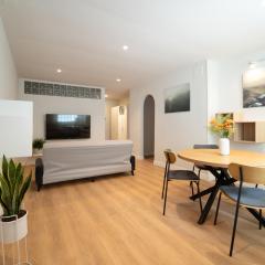 Luminoso piso con terraza en Sants