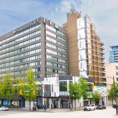 Sandman Hotel Vancouver Downtown