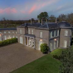 Must see - Georgian Mansion I Suffolk Retreat